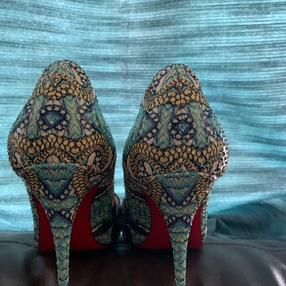 Brand New Rare CL Heels - Picture 3 of 3